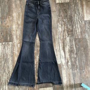 Flying Monkey ultra high rise super flare, black. Size 23.